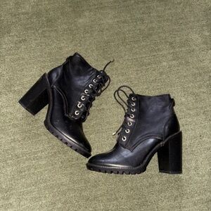 New Look Black Lace-Up Heeled Boots